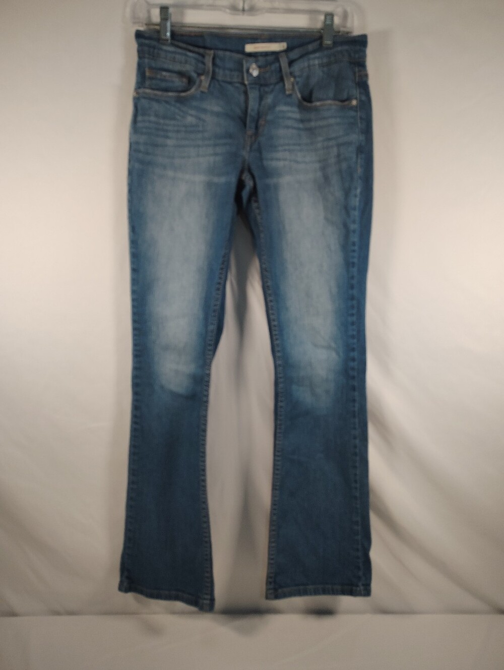Levi's 524 Bootcut Classic Mid Wash Jeans Women's 5